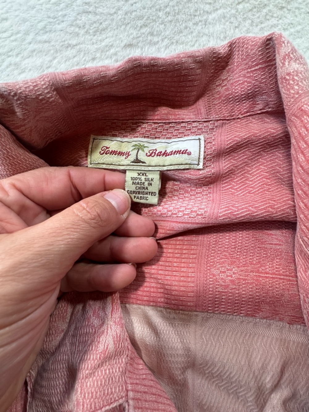 Tommy Bahama Silk Shirt Mens 2XL Pink Palm Tree Pineapple Button Up Tropical - Picture 11 of 13